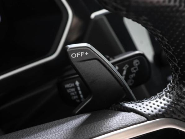 Volkswagen Tiguan II Рестайлинг с пробегом 2021 года, цена 3 697 000 рублей, 99599 км, внедорожник, Автокод Объявления