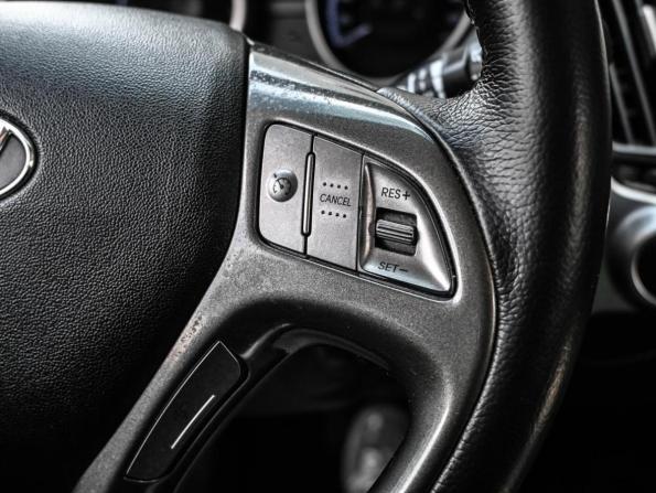 Hyundai ix35 I с пробегом 2012 года, цена 1 319 000 рублей, 215639 км, внедорожник, Автокод Объявления