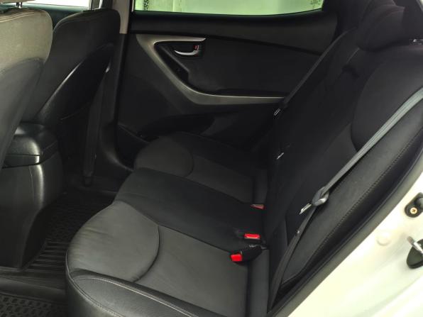 Hyundai Elantra V (MD) Рестайлинг с пробегом 2015 года, цена 1 299 000 рублей, 176000 км, седан, Автокод Объявления