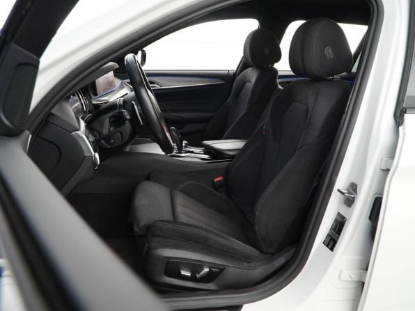 BMW 5 серии VII (G30/G31/G38) с пробегом 2018 года, цена 3 349 444 рубля, 91790 км, универсал, Автокод Объявления