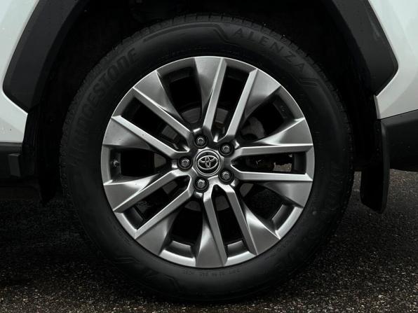 Toyota RAV4 V (XA50) с пробегом 2020 года, цена 3 350 500 рублей, 77010 км, внедорожник, Автокод Объявления