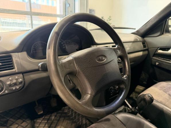 Lada (ВАЗ) Priora I с пробегом 2010 года, цена 290 000 рублей, 234449 км, седан, Автокод Объявления