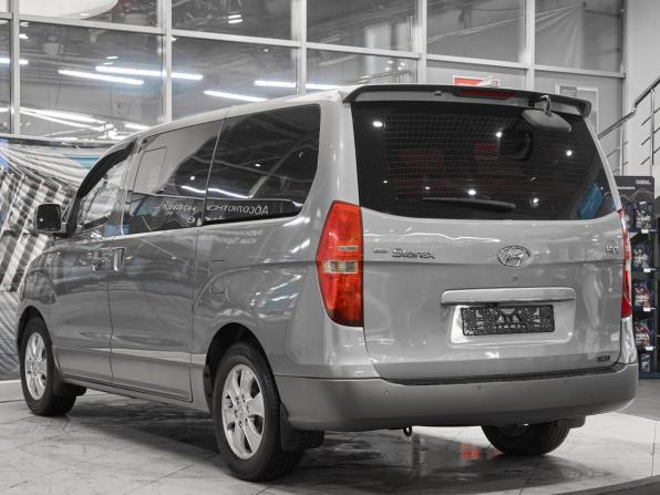 Hyundai Grand Starex I с пробегом 2011 года, цена 1 529 000 рублей, 168300 км, минивэн, Автокод Объявления