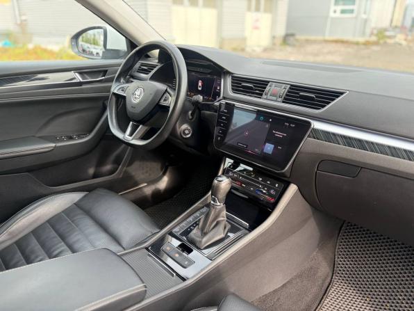 Skoda Superb III Рестайлинг с пробегом 2023 года, цена 2 945 000 рублей, 85600 км, лифтбек, Автокод Объявления