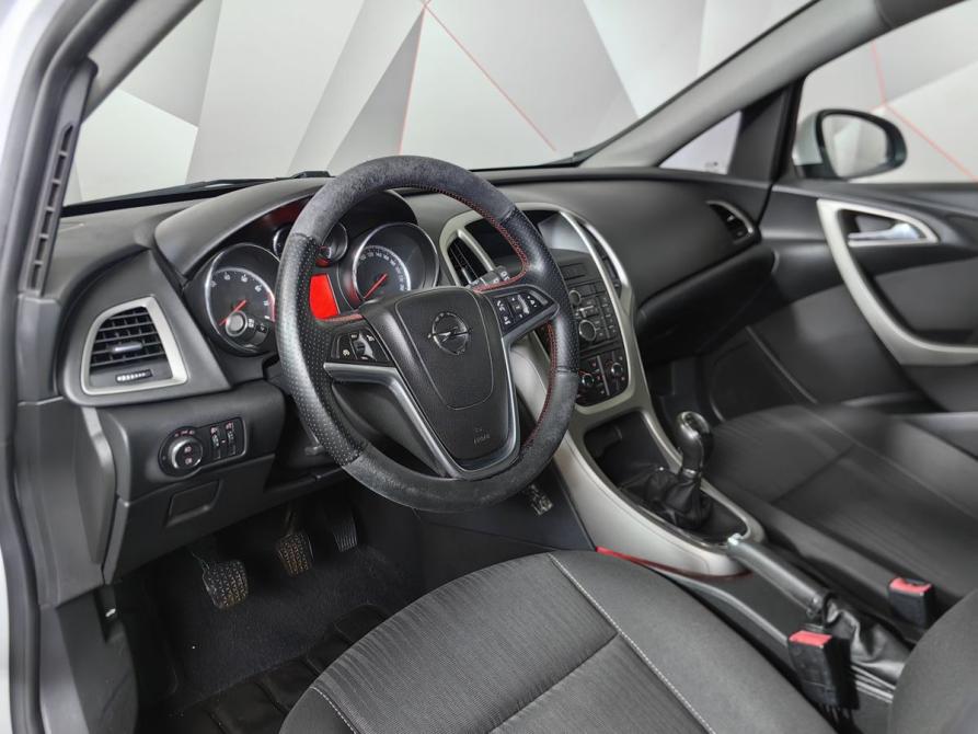 Opel Astra J Москва  - изображение 17