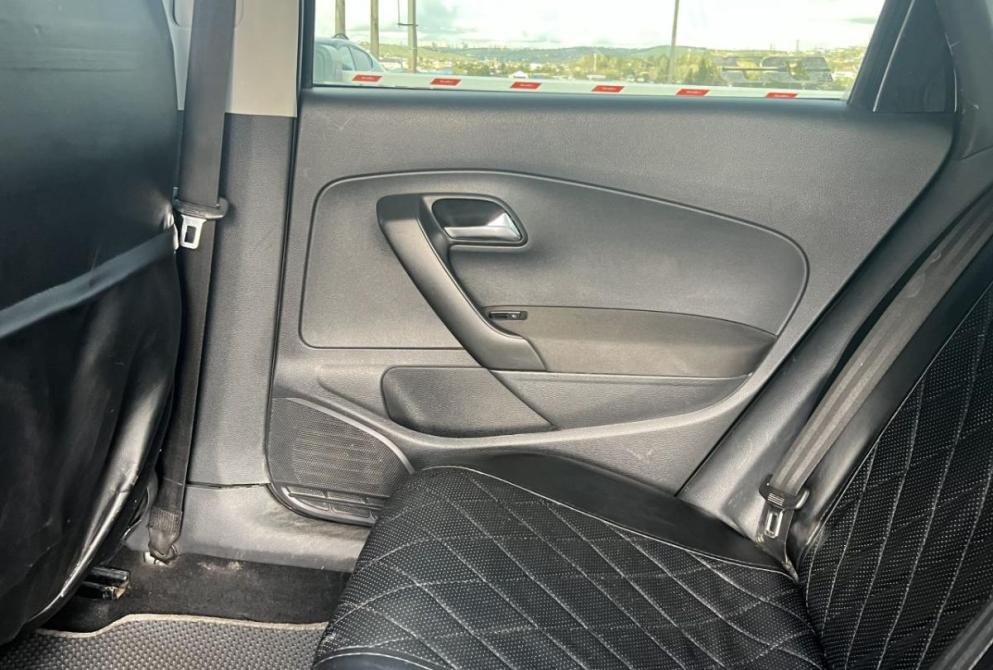Volkswagen Polo V Красноярск  - изображение 20