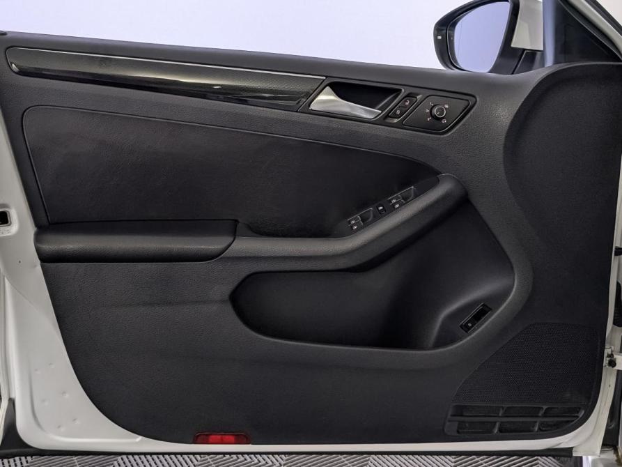 Volkswagen Jetta VI Рестайлинг Москва  - изображение 19