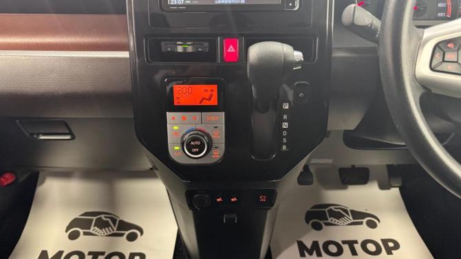 Subaru Justy V с пробегом 2016 года, цена 790 000 рублей, 130317 км, минивэн, Автокод Объявления