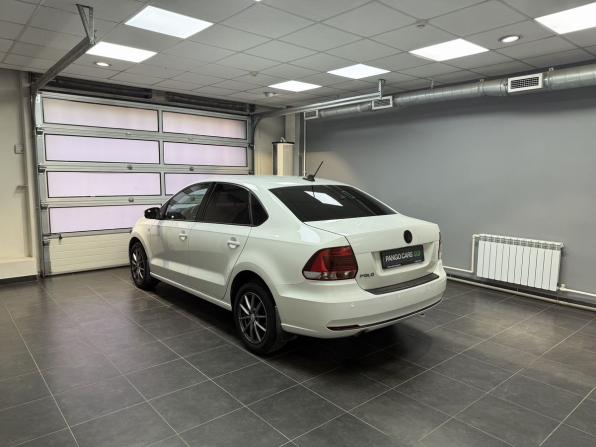 Volkswagen Polo V Рестайлинг с пробегом 2018 года, цена 1 099 000 рублей, 147442 км, седан, Автокод Объявления