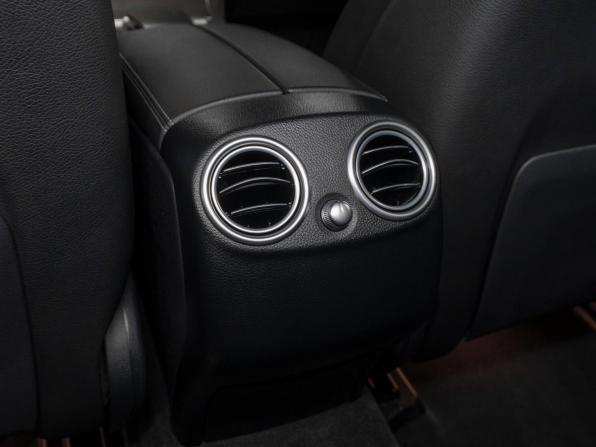 Mercedes-Benz GLC I (X253) Рестайлинг с пробегом 2021 года, цена 4 820 000 рублей, 60962 км, внедорожник, Автокод Объявления