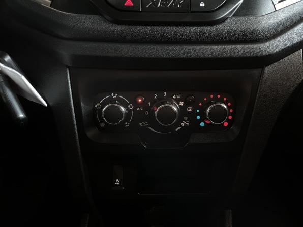 Lada (ВАЗ) XRAY I с пробегом 2018 года, цена 775 000 рублей, 174940 км, хэтчбек, Автокод Объявления