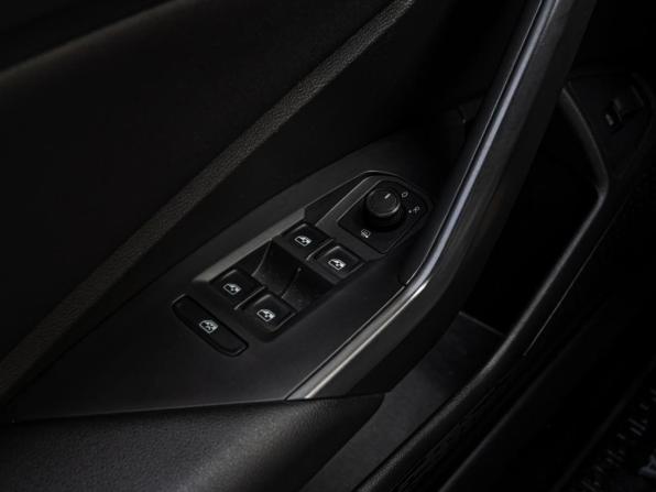 Volkswagen Jetta VII с пробегом 2019 года, цена 1 970 000 рублей, 128449 км, седан, Автокод Объявления