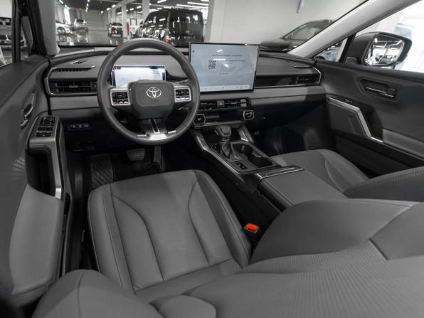 Toyota RAV4 VI (XA60) с пробегом 2026 года, цена 4 300 000 рублей, 28 км, внедорожник, Автокод Объявления