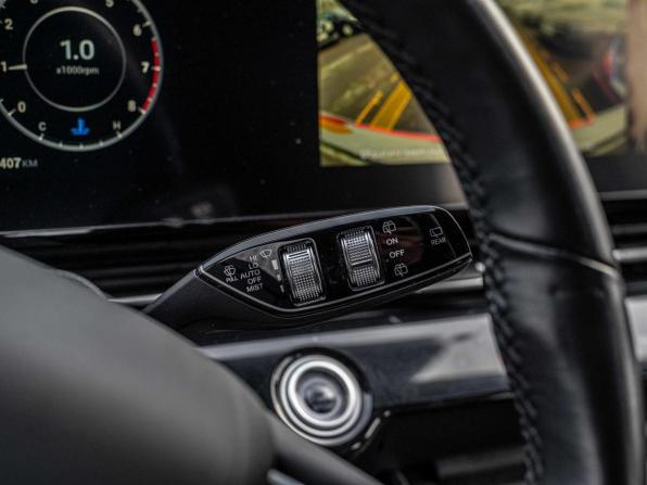 Omoda C5 I с пробегом 2022 года, цена 1 732 000 рублей, 37403 км, внедорожник, Автокод Объявления