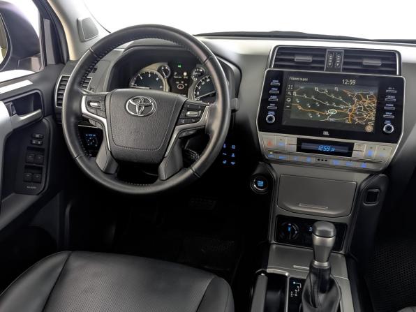 Toyota Land Cruiser Prado 150 Series Рестайлинг 3 с пробегом 2022 года, цена 7 990 000 рублей, 30746 км, внедорожник, Автокод Объявления