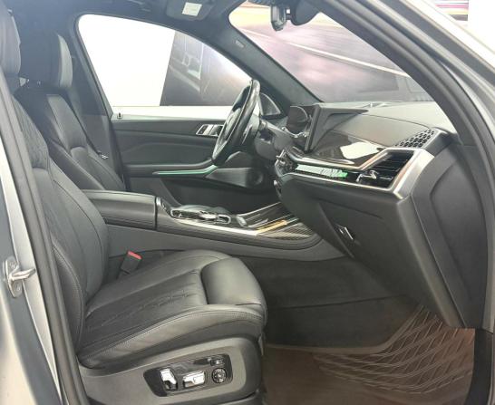 BMW X7 I (G07) Рестайлинг с пробегом 2022 года, цена 15 695 000 рублей, 40857 км, внедорожник, Автокод Объявления