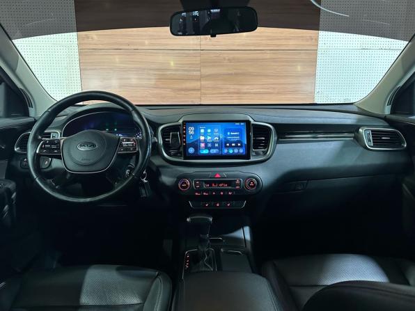 Kia Sorento III Prime Рестайлинг с пробегом 2018 года, цена 2 699 990 рублей, 111017 км, внедорожник, Автокод Объявления
