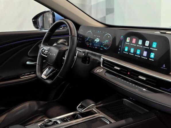 Chery Arrizo 8 с пробегом 2023 года, цена 2 200 000 рублей, 45556 км, седан, Автокод Объявления