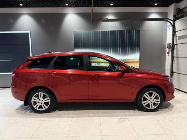 Lada (ВАЗ) Vesta I с пробегом 2019 года, цена 980 000 рублей, 58800 км, универсал, Автокод Объявления
