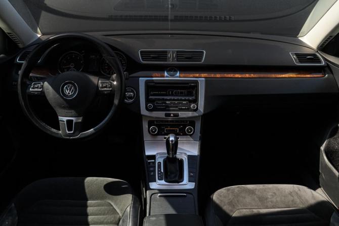Volkswagen Passat B7 с пробегом 2011 года, цена 998 000 рублей, 172378 км, седан, Автокод Объявления