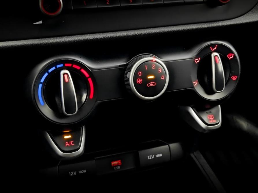 Kia Rio IV Рестайлинг Москва  - изображение 24