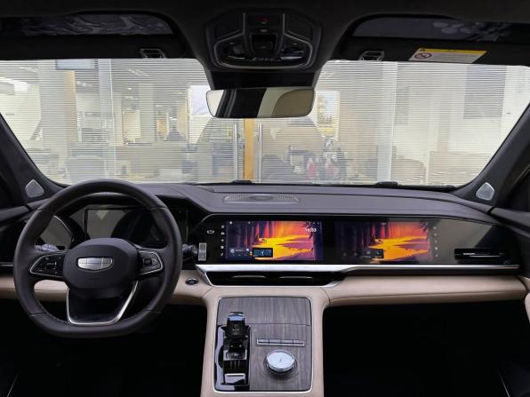 Geely Monjaro I Рестайлинг (China Market) с пробегом 2025 года, цена 3 830 000 рублей, 27000 км, внедорожник, Автокод Объявления