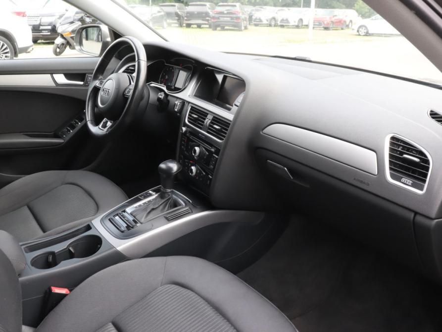 Audi A4 IV (B8) Рестайлинг Москва  - изображение 10