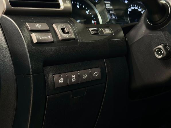 Lexus LX III Рестайлинг с пробегом 2014 года, цена 4 050 000 рублей, 202460 км, внедорожник, Автокод Объявления