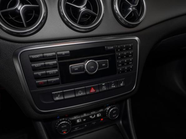 Mercedes-Benz GLA I (X156) с пробегом 2015 года, цена 1 595 000 рублей, 162392 км, внедорожник, Автокод Объявления