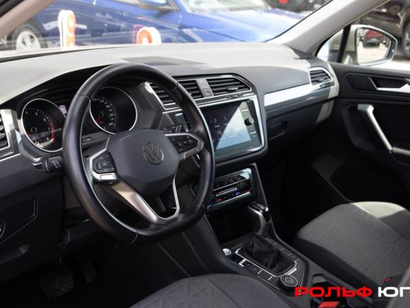 Volkswagen Tiguan II Рестайлинг с пробегом 2021 года, цена 3 288 000 рублей, 76513 км, внедорожник, Автокод Объявления