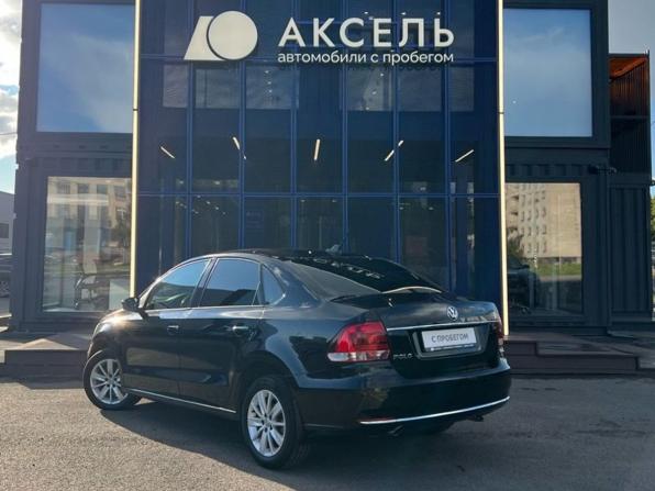 Volkswagen Polo V Рестайлинг с пробегом 2017 года, цена 949 000 рублей, 183000 км, седан, Автокод Объявления