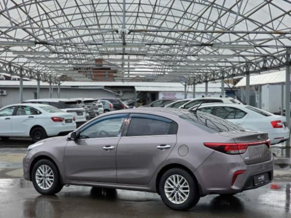 Kia Rio IV с пробегом 2017 года, цена 770 200 рублей, 256825 км, седан, Автокод Объявления