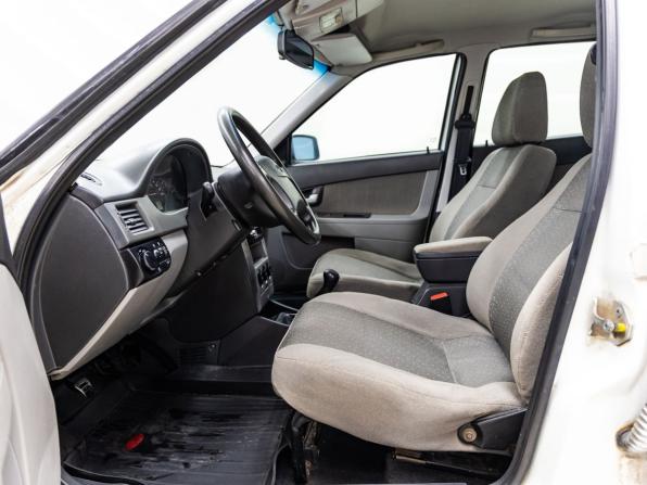 Lada (ВАЗ) Priora I с пробегом 2010 года, цена 478 000 рублей, 153163 км, хэтчбек, Автокод Объявления