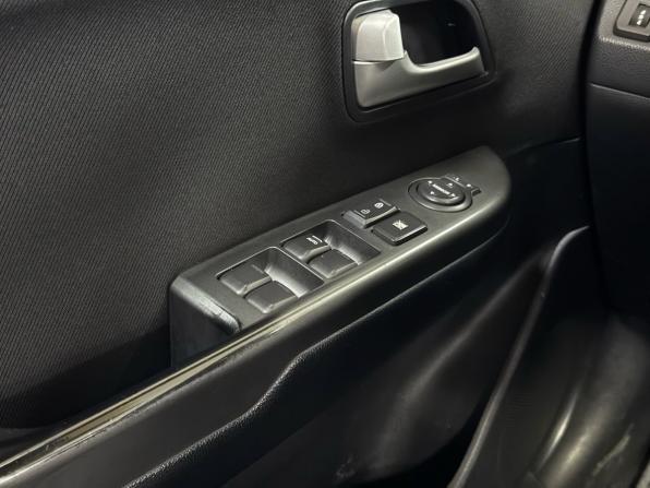 Kia Rio III с пробегом 2013 года, цена 570 000 рублей, 305692 км, седан, Автокод Объявления