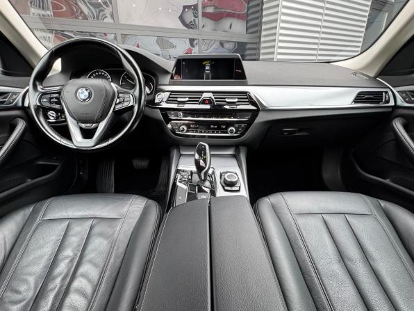 BMW 5 серии VII (G30/G31/G38) с пробегом 2018 года, цена 2 455 000 рублей, 158047 км, седан, Автокод Объявления