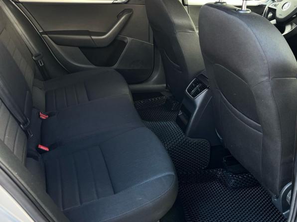 Skoda Octavia III (A7) с пробегом 2013 года, цена 930 000 рублей, 264000 км, лифтбек, Автокод Объявления