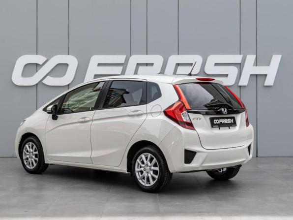 Honda Fit III с пробегом 2016 года, цена 1 090 000 рублей, 121202 км, хэтчбек, Автокод Объявления