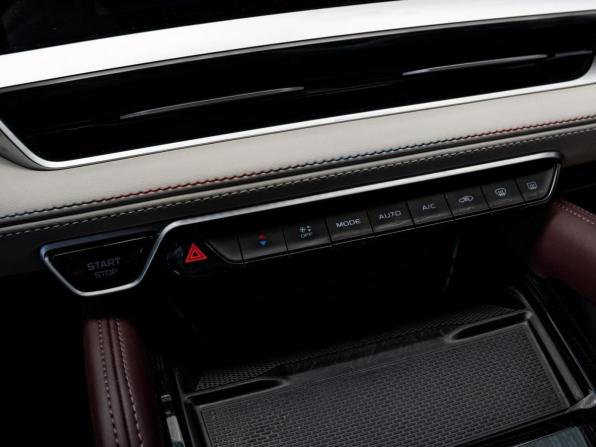 Geely Monjaro I с пробегом 2024 года, цена 3 199 000 рублей, 38922 км, внедорожник, Автокод Объявления