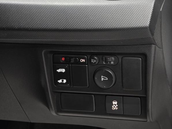 Honda Freed I Рестайлинг с пробегом 2012 года, цена 949 000 рублей, 150000 км, компактвэн, Автокод Объявления