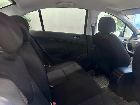 Peugeot 408 I с пробегом 2014 года, цена 810 000 рублей, 99000 км, седан, Автокод Объявления