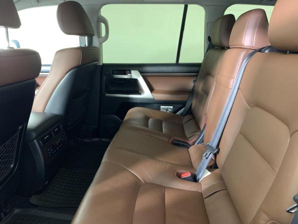 Toyota Land Cruiser 200 Series Рестайлинг 2 с пробегом 2016 года, цена 4 700 000 рублей, 254053 км, внедорожник, Автокод Объявления