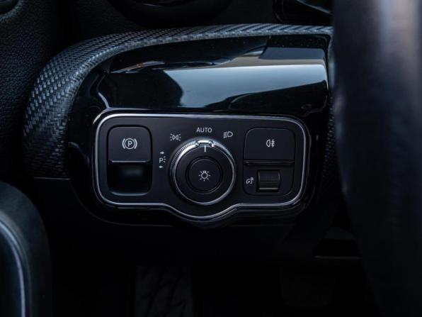 Mercedes-Benz A-Класс IV (W177) с пробегом 2019 года, цена 2 125 000 рублей, 98464 км, седан, Автокод Объявления