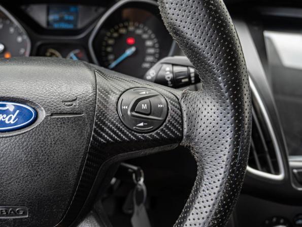 Ford Focus III с пробегом 2013 года, цена 710 000 рублей, 167345 км, седан, Автокод Объявления
