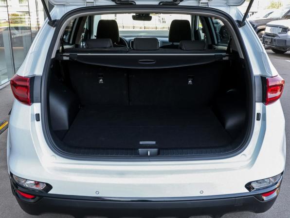 Kia Sportage IV Рестайлинг с пробегом 2019 года, цена 1 998 000 рублей, 204469 км, внедорожник, Автокод Объявления