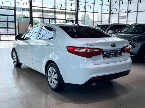 Kia Rio III с пробегом 2014 года, цена 740 000 рублей, 149000 км, седан, Автокод Объявления