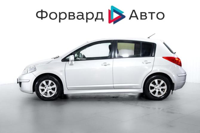 Nissan Tiida I Рестайлинг с пробегом 2011 года, цена 689 000 рублей, 309710 км, хэтчбек, Автокод Объявления