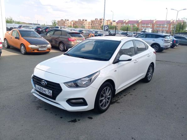 Hyundai Solaris II с пробегом 2017 года, цена 1 150 000 рублей, 120000 км, седан, Автокод Объявления