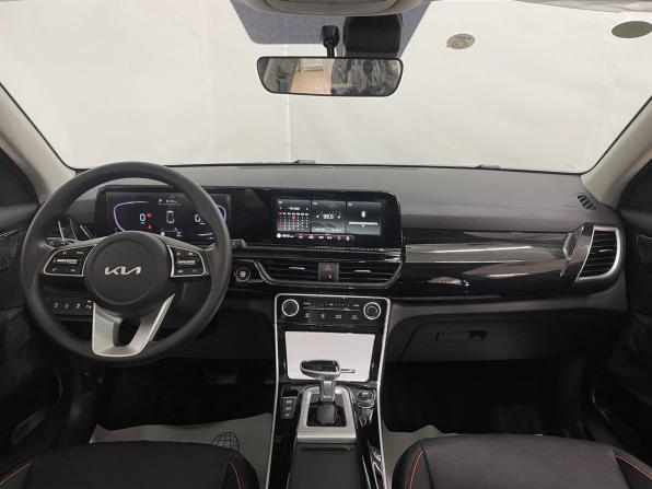 Kia Seltos I Рестайлинг с пробегом 2026 года, цена 2 780 000 рублей, 18 км, внедорожник, Автокод Объявления