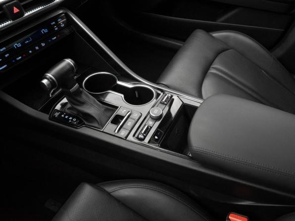 Kia K5 III с пробегом 2021 года, цена 3 140 000 рублей, 50484 км, седан, Автокод Объявления