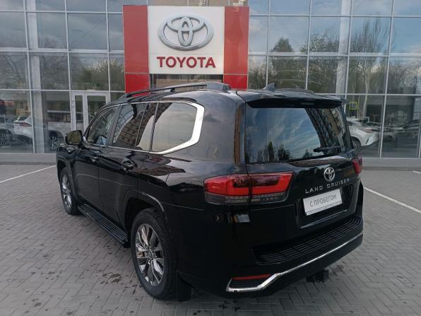 Toyota Land Cruiser 300 Series с пробегом 2023 года, цена 12 700 000 рублей, 37000 км, внедорожник, Автокод Объявления